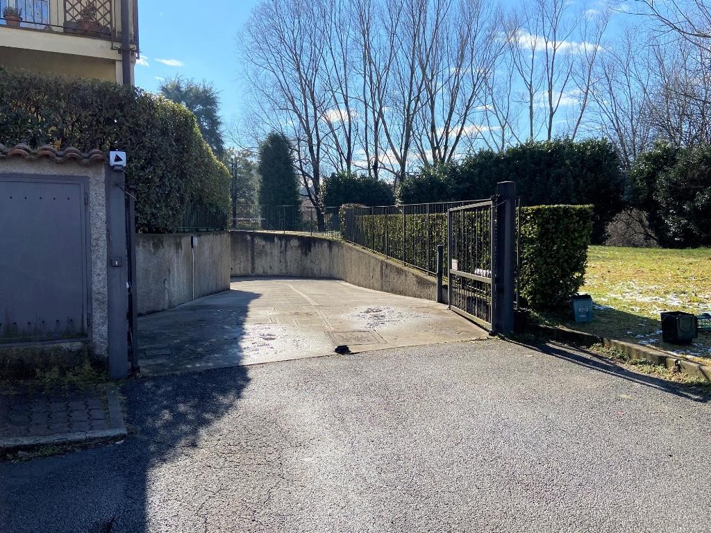 BOX SINGOLO CON COMODO ACCESSO